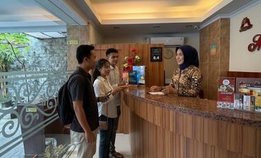 Hotel Istimewa 5 Lantai + Basement 29 Kamar Full Furnished Include Manajemen Ring 1 Malioboro
