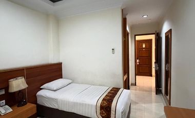 Hotel Istimewa 5 Lantai + Basement 29 Kamar Full Furnished Include Manajemen Ring 1 Malioboro
