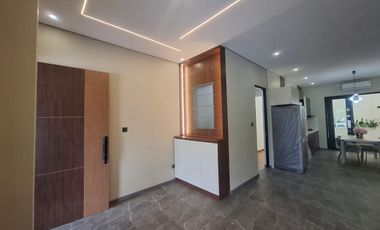 Rumah 5 KT Full Furnished Dekat UGM, UNY, UPN, UII, Mercubuana, Instiper. Akses Pintu Tol