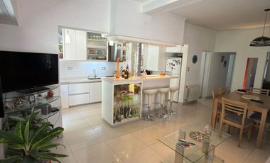 Casa en excelente estado. única. a 10 cuadras del centro de Mercedes