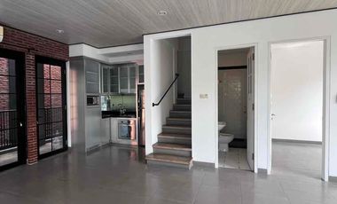 BEST PRICE FOR SALE EUROPEAN STYLE TOWNHOUSE AT CIPETE