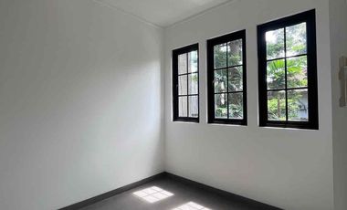 BEST PRICE FOR SALE EUROPEAN STYLE TOWNHOUSE AT CIPETE