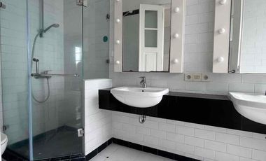 BEST PRICE FOR SALE EUROPEAN STYLE TOWNHOUSE AT CIPETE