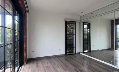 BEST PRICE FOR SALE EUROPEAN STYLE TOWNHOUSE AT CIPETE