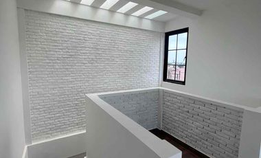 BEST PRICE FOR SALE EUROPEAN STYLE TOWNHOUSE AT CIPETE