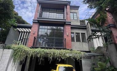 BEST PRICE FOR SALE EUROPEAN STYLE TOWNHOUSE AT CIPETE