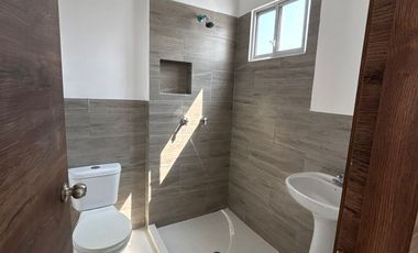 SE VENDE HERMOSA CASA EN LA PLAYA PUNTA BLANCA, JARAMIJO