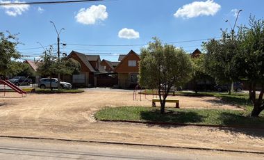 ARRIENDO CASA EN VILLA PARQUE ORIENTE, LINARES