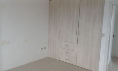 SE ALQUILA HERMOSA CASA EN LA URBANIZACIÓN SARILAND EN LA CIUDAD DE MANTA