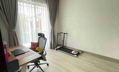 Rumah Cantik Green Lake City Furnish, Cipondoh, Tangerang