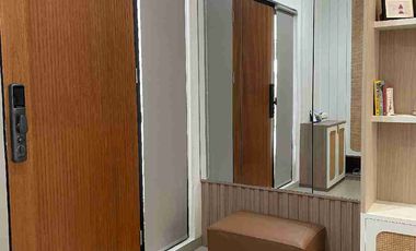 Rumah Cantik Green Lake City Furnish, Cipondoh, Tangerang