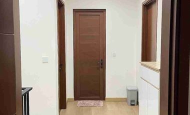 Rumah Cantik Green Lake City Furnish, Cipondoh, Tangerang