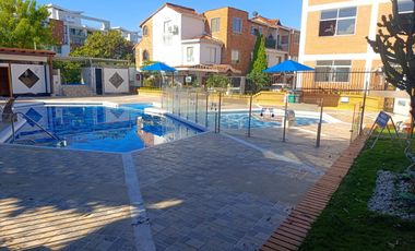 ARRIENDO CASA EN CAÑAVERAL