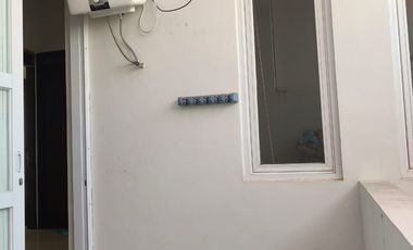 Rumah 2 Lantai Dalam Komplek Aman Siap Pakai di Mekarwangi