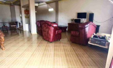 Rumah di pauh padang