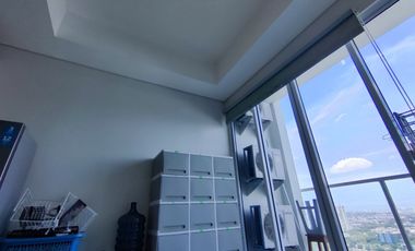 Disewakan Apartemen Puri Mansion 49 m2 Dengan 2 Kamar Tidur Semi Private Lift Harga Termurah Se-Apartemen Puri Mansion