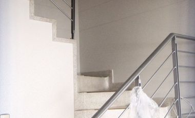 CASA AMOBLADA CONJUNTO CERRADO