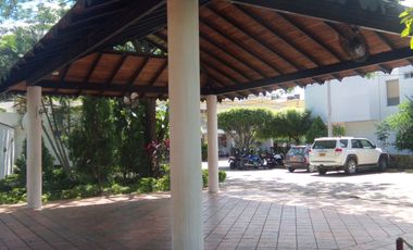 CASA AMOBLADA CONJUNTO CERRADO