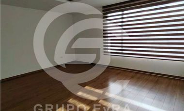 Casa de Una Planta en Arriendo con Cocina Equipada - Mirasierra