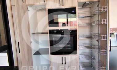 Casa de Una Planta en Arriendo con Cocina Equipada - Mirasierra