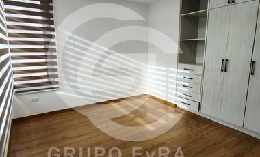 Casa de Una Planta en Arriendo con Cocina Equipada - Mirasierra