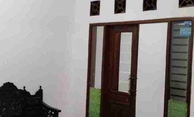 Dijual segera Rumah Full Renovasi
Di Perum Golden Berry Regency
Menganti - Gresik