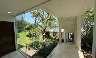 Dijual villa los pantai Kelatin tabanan