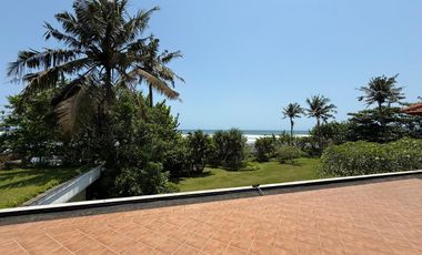 Dijual villa los pantai Kelatin tabanan