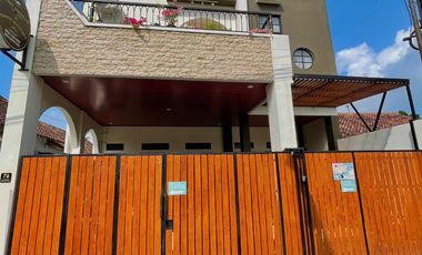 Kos dan Rumah Induk 5mnt UGM, Dekat Monumen Jogja Kembali