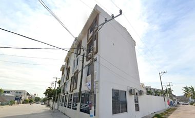 HOTEL A LA VENTA EN SAN PATRICIO, JALISCO.  (ORILLA DE LA PLAYA). REMATE ADJUDICADO