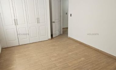 MÚDATE MAÑANA MISMO A ESTE DEPA REMODELADO Y FRENTE A PARQUE EN CHACARILLA