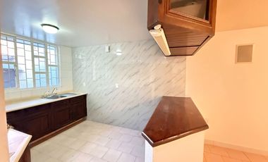 Renta casa a unos pasos de boulevard garcía de león y plaza las Américas 2 recamaras