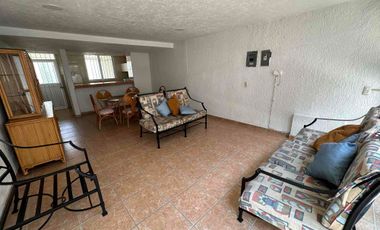 Casa Sola en Renta en Colonia Tlatepexco, Cuernavaca, Morelos