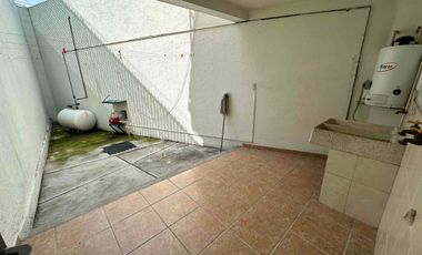 Casa Sola en Renta en Colonia Tlatepexco, Cuernavaca, Morelos