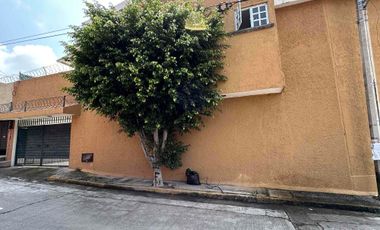 Casa Sola en Renta en Colonia Tlatepexco, Cuernavaca, Morelos