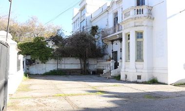 ARRIENDO COMERCIAL BARRIO REPUBLICA