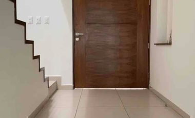 CASA EN VENTA EN FRACCIONAMIENTO LA VISTA