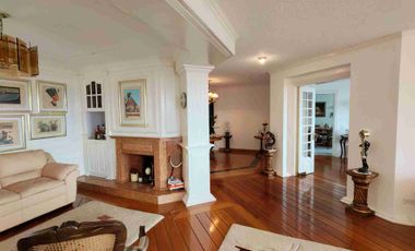 Rento / Vendo Hermoso Departamento en el Quito Tenis Cerca Club Buena Vista