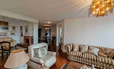 Rento / Vendo Hermoso Departamento en el Quito Tenis Cerca Club Buena Vista