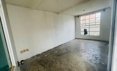 CASA EN VENTA CON POSIBILIDAD DE CRECIMIENTO EN METRÓPOLIS TARIMBARO (MORELIA) $609,000
