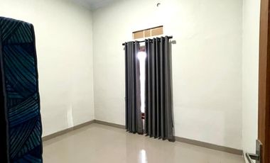 Rumah Tepi Jalan Aspal di Palagan– Lingkar Bisnis & Kampus