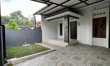 Rumah Tepi Jalan Aspal di Palagan– Lingkar Bisnis & Kampus