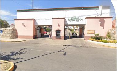 VENTA DE CASA EN CALLE SABINO, BOSQUES DE SAN JUAN, SAN JUAN DEL RIO , QUERÉTARO