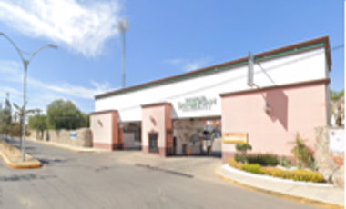 VENTA DE CASA EN CALLE SABINO, BOSQUES DE SAN JUAN, SAN JUAN DEL RIO , QUERÉTARO