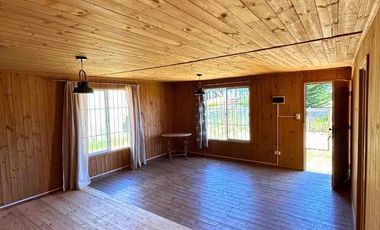 Hermosa casa recién remodelada en Isla Negra – Comunidad La Pradera