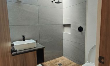 Casa en venta Residencial Real Castillejo, en esquina y cerca de áreas verdes