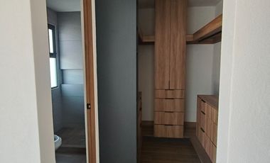 Casa en venta Residencial Real Castillejo, en esquina y cerca de áreas verdes