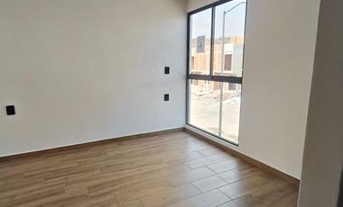 Casa en venta Residencial Real Castillejo, en esquina y cerca de áreas verdes