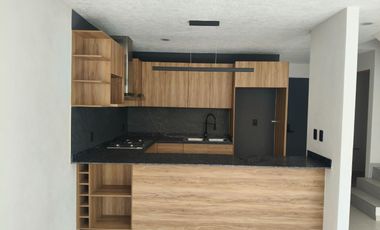 Casa en venta Residencial Real Castillejo, en esquina y cerca de áreas verdes