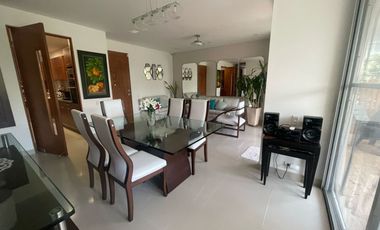 Hermoso Apartamento con Piscina y Jardin